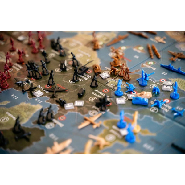 Axis & Allies: 1940 Europe Second Edition